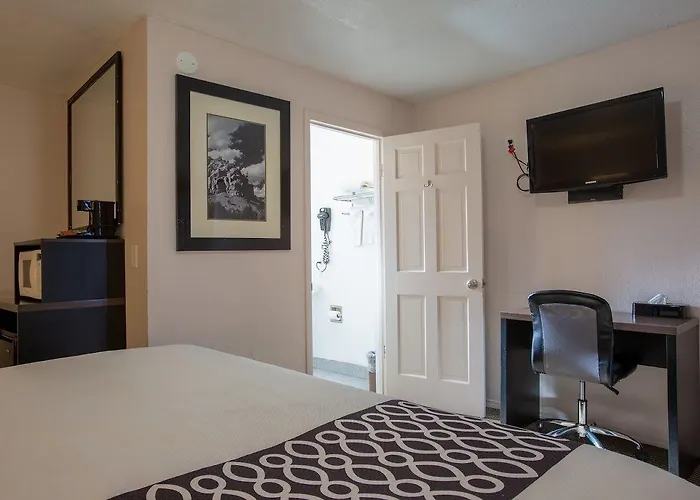Motel Celilo Williams